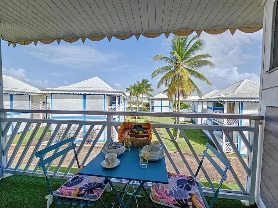 Studio Dans Village Vacances Manganao Saint-Francois  Εξωτερικό φωτογραφία